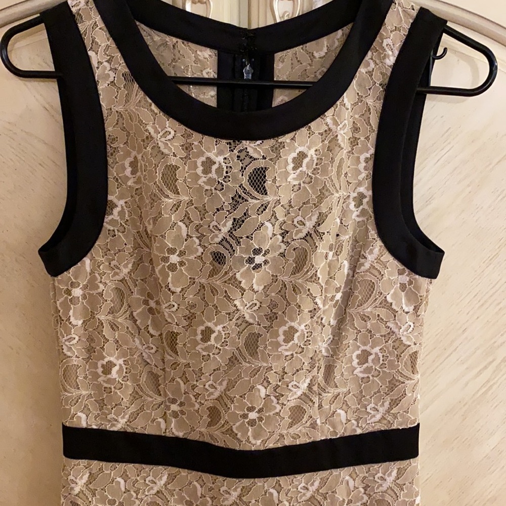 BCBG Paris  MADDY mini Nude lace dress. New with tags. No flaws size 4